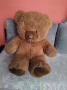 Duży brązowy miś, wys. 83 cm