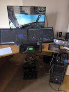 Komputer gameingowy plus symulator lotu w zestawie