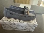 Mokasynki damskie na białej platformie- używane