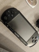 Sony PSP E1004 | stan bardzo dobry | sprawna | zestaw
