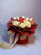 FLOWER BOX M ŚWIECE SOJOWE GRATIS KARTA Z ŻYCZENIAMI DOWOLNY NAPIS