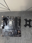 Płyta główną Gigabyte B365M D3H + Procesor Intel i5-9400F