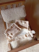 Meble dla lalek, skrzatów drewniane łóżeczko szafa domek święta dekoracja 