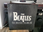 THE BEATLES Past Masters Volume One stan NM po niemiecku