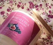 Naturalna świeca sojowa o zapachu figi i czarnej porzeczki - eko - 300 ml