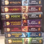 Siedem Tomów Drużyna Johna Flanagana.