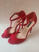 Damskie czerwone buty obcas