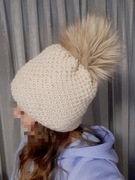 Czapka z pomponem