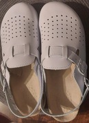 MEDIBUT KLAPKI MEDYCZNE SANITARNE roz. 40