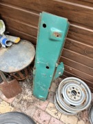 Fiat 126p belka tylnią i kpl stalowej