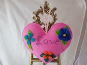 ZAWIESZKA "SERCE" FILC RĘKODZIEŁO