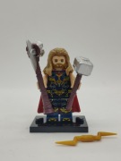 Minifigurka Thor z Marvel Avengers Kompatybilna z LEGO