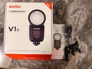 Like new  Flash Godox V1 for Sony E Cameras