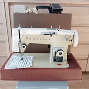 Maszyna do szycia Łucznik kl 451 JAK NOWA 