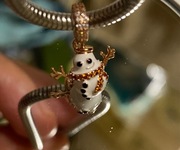 Charms najpiękniejsze bałwanek w malutkich cyrkoniach S925