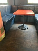 STOŁY BAROWE NA JEDNEJ NODZE