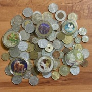 Zestaw ponad 100 Starych Monet Somalijski Słoń Kanadyjski Liść Niue Lunar