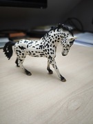 Figurka Schleich koń rasy Appaloosa ogier wysokość 11 cm