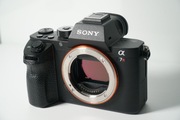 Sony a7R II, stan jak nowy, 42,4 Mpix, bardzo niski przebieg 906 zdjęć