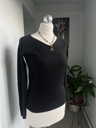 Czarny sweterek Peacocks z dekoltem V - klasyka M