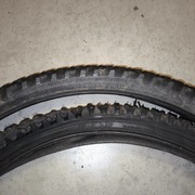 2 opony 26x2,1 NOWA Innova i CST malo uzywana