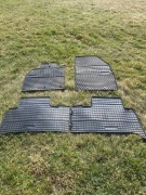 Gumowe wycieraczki (dywaniki) komplet Renault Scenic II / lll