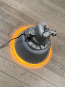 Lampa przemysłowa industrialna - loft style