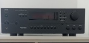 NAD  AV 713  Amplituner 