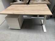 ELEKTRYCZNIE REGULOWANE BIURKO Kinnarps - 160x80cm