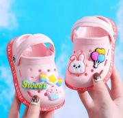 Nowe buty dziecięce chodaki klapki ala crocs kapcie przypinki 