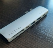 HUB SATECHI hdmi, 2xusb, 2xusb-c, 2xSD do MacBook