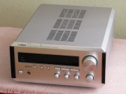 Amplituner YAMAHA NATURAL SOUND STEREO RECEIVER RX-E100
