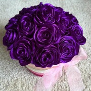 Wieczny bukiet flowerbox kwiaty ze wstążek