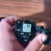 Oryginalne Głośniki wysokotonowe T Rok przednie słupki. 2GA.035.411