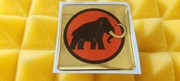 MAMMUT 3D WYPUKŁA NAKLEJKA STICKERS