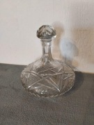 Kryształowa karafka z korkiem 