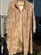 Naturalne futro beżowe karakuły