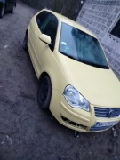 Lampy  przednie polo 9n