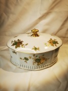 Zabytkowa porcelanowa bomboniera z lat 1940, Bavaria