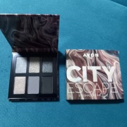 Avon paleta cieni do powiek City Escape