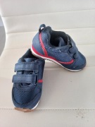 Adidaski nowe r. 22