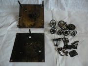 CZĘŚCI DLA ZEGARMISTRZA STARY MECHANIZM ZEGARA STOJĄCEGO