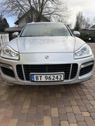 Porsche Cayenne 3.2 VR6