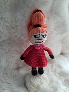 Mała Mi z Muminków postać z bajki  dla dzieci na szydełku 