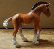 Schleich  - Źrebię,  Koń  - rasa Trahekner