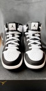 NIKE AIR JORDAN 1 MID RM EASYON (GS) BLACK/WHITE – NOWE – ROZMIAR 38.5 
