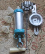 PRZYRZĄDY DO DEKORACJI TORTÓW i WYCISKARKI DO CIAST kpl 3szt