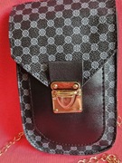 Czarna torebka ze wzorem ,crossbody