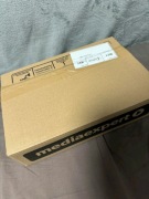 Pudełko ze zwrotami apple