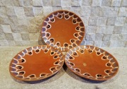 Ceramika bułgarska trzy talerzyki 3 podstawki ceramiczne 14 cm brązowe